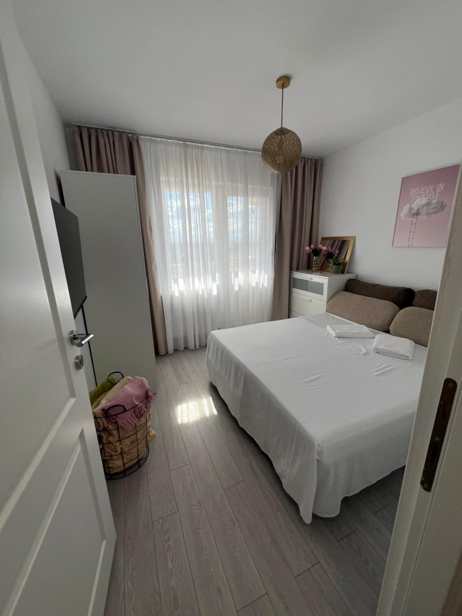 Oxana Apartments - 3 Camere - Timisoara Exterior photo